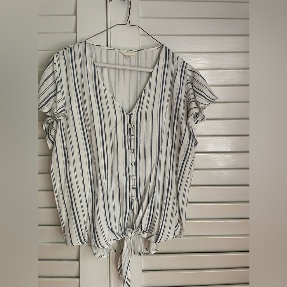 Cute striped top
